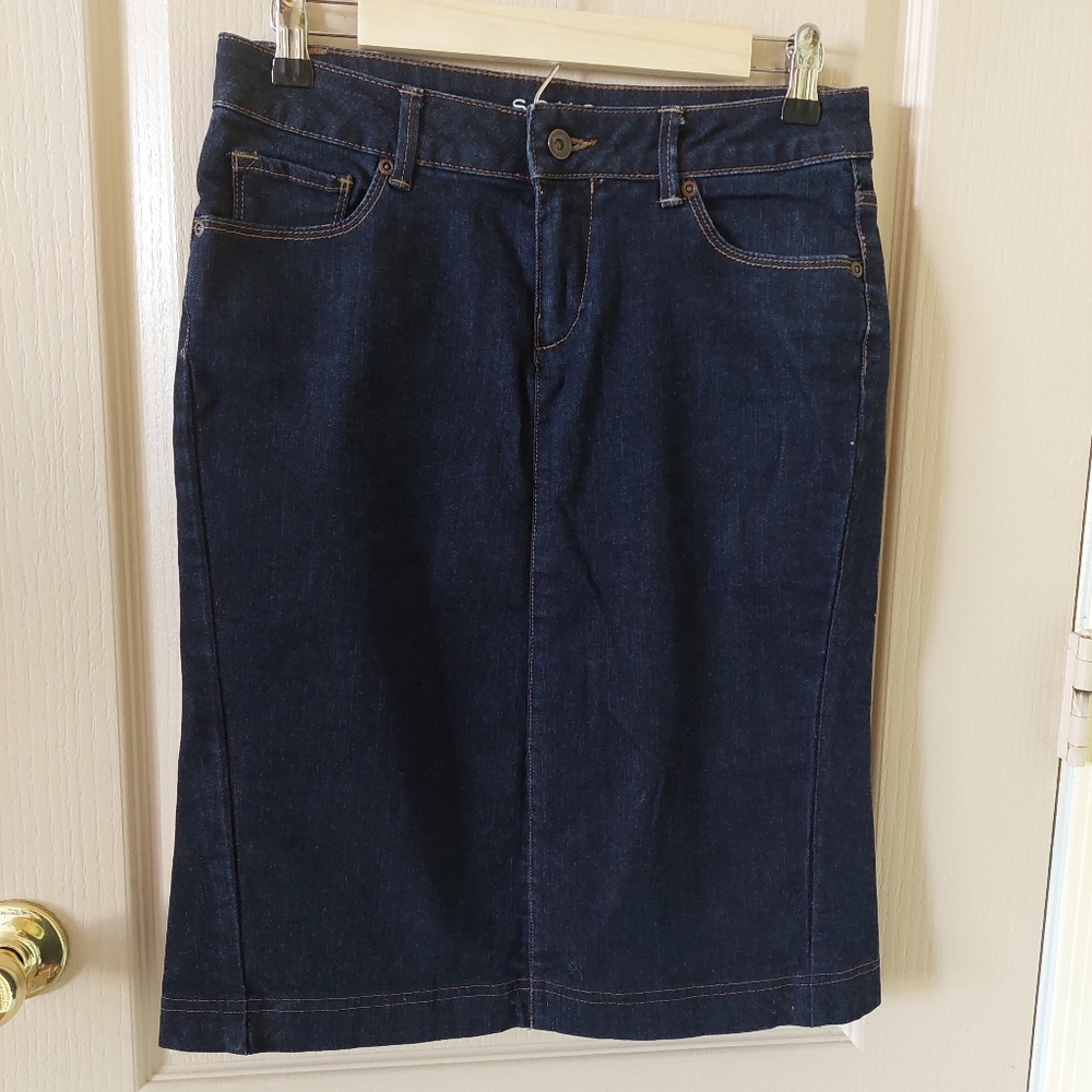 Dark Wash Denim Skirt